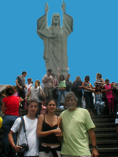 Mike, Raquel e Gigi