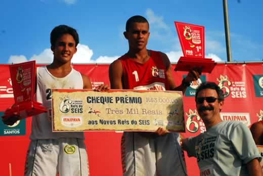 Campeões do 1º Circuito Futevôlei Reis do Seis