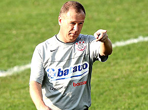 Mano Menezes